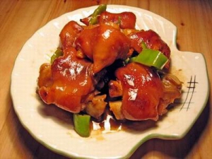 啃猪蹄能补胶原蛋白?错!